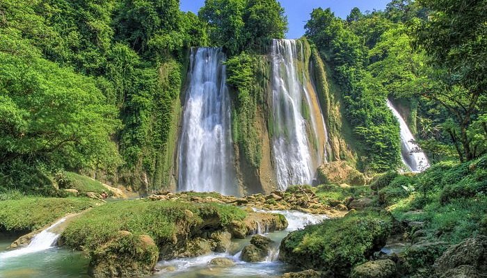 curug-cikaso-sukabumi